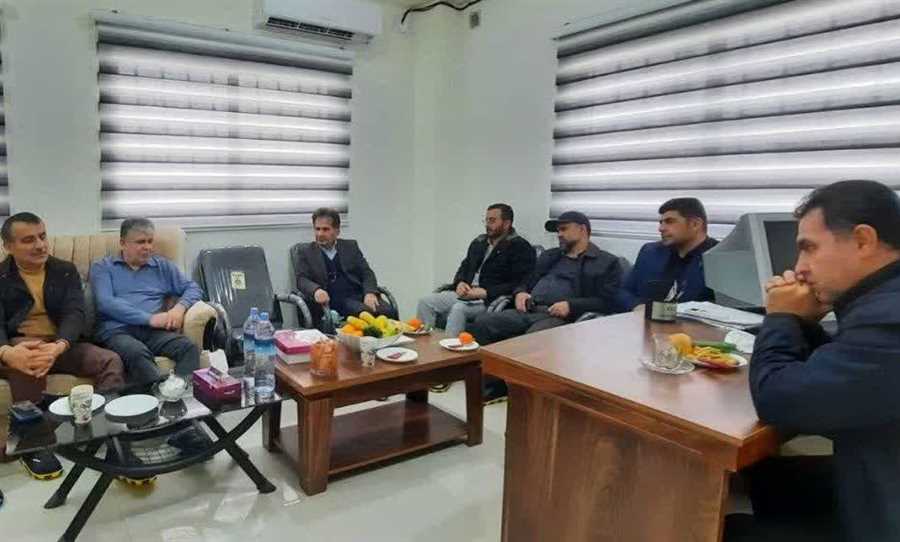 صنعتگران، افزایش تولید را در دستور کار قرار دهند